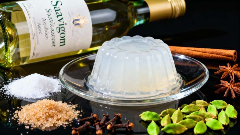 Gelée de vin blanc aux épices : recette gourmande